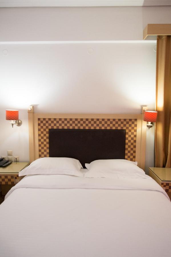 Premier Agrinio Heart Hotel 외부 사진