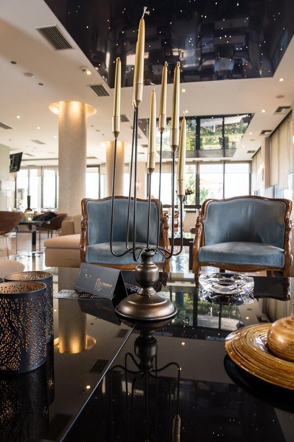 Premier Agrinio Heart Hotel 외부 사진