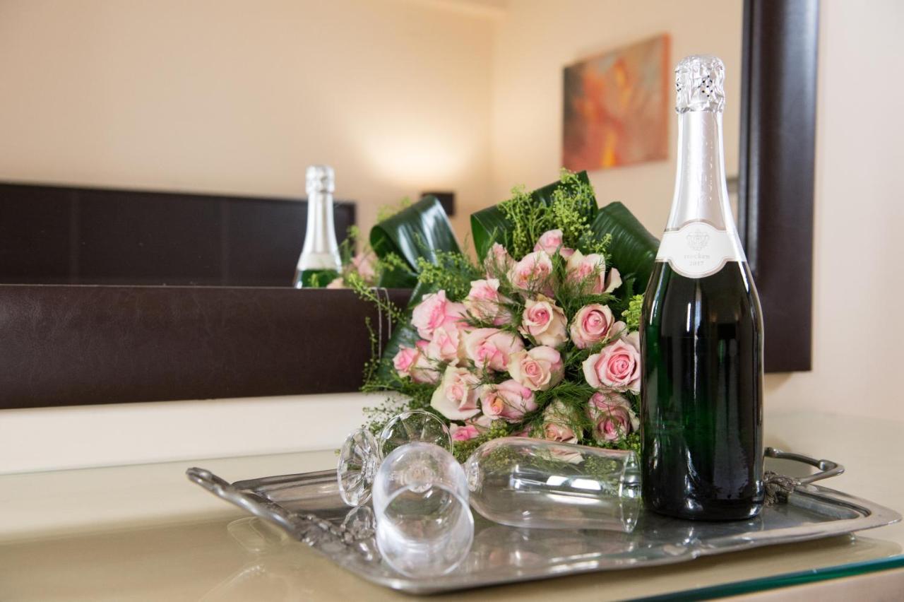 Premier Agrinio Heart Hotel 외부 사진