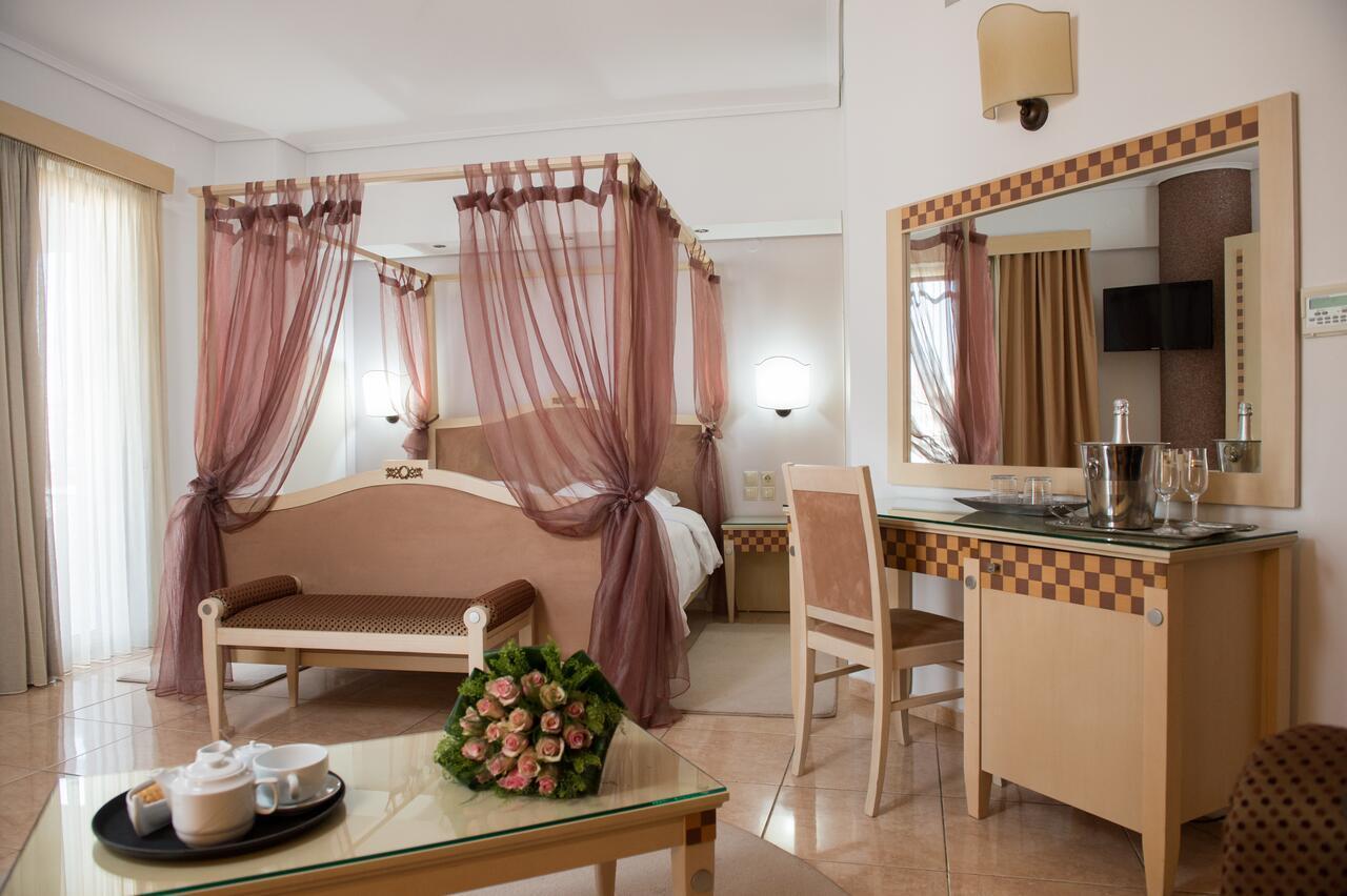 Premier Agrinio Heart Hotel 외부 사진